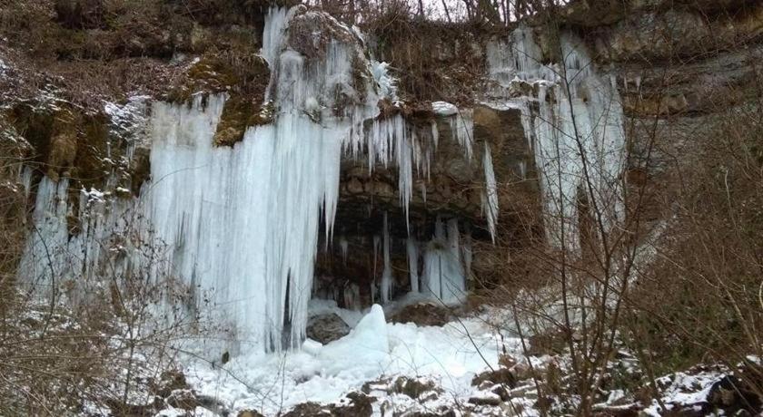 B&B San Nicola Serramazzoni Bagian luar foto